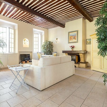Very Charming Studio Apartment On Port In Cannes A Short Walk To Palais With Aircon And Internet 411 Екстериор снимка