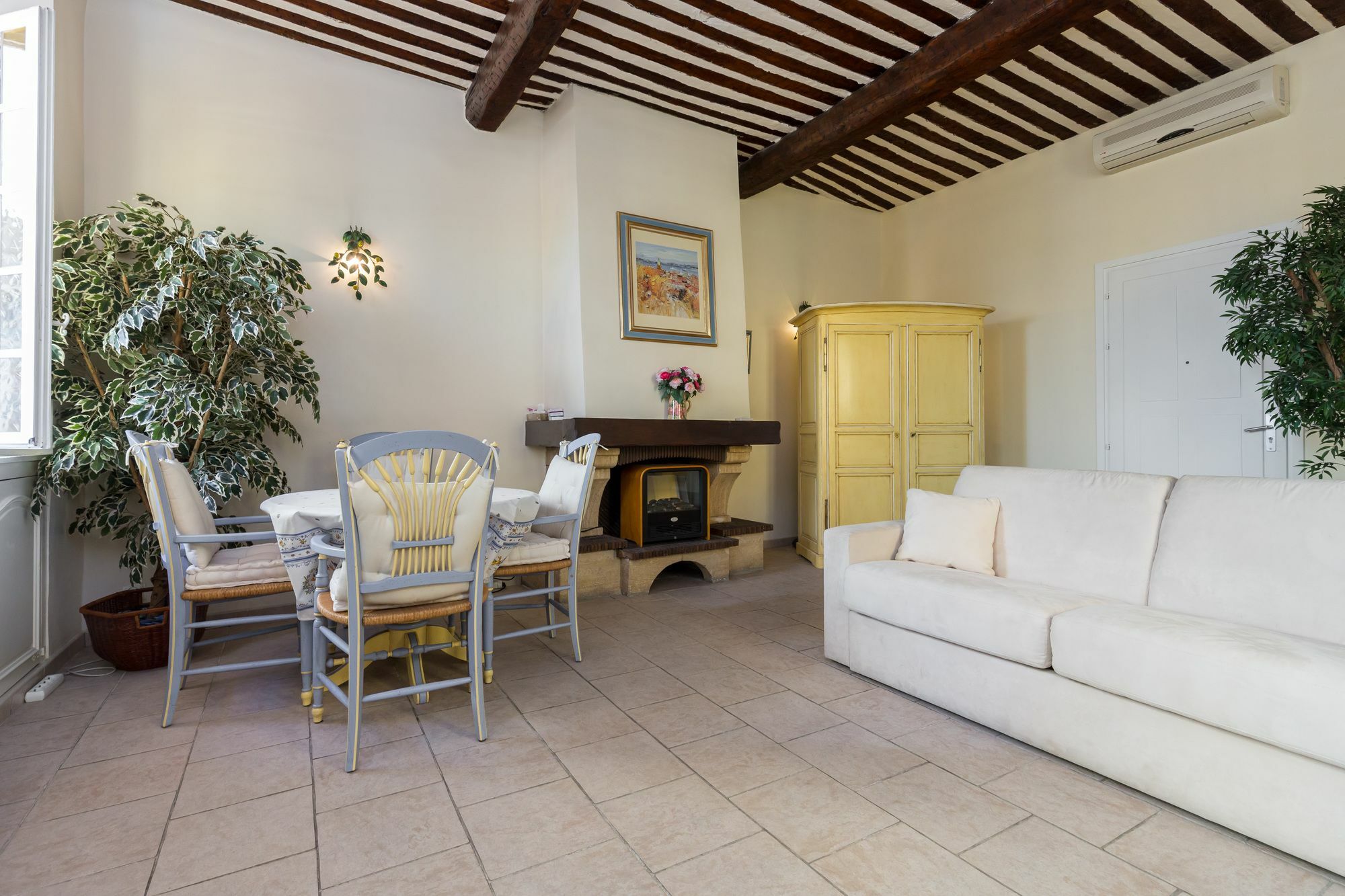 Very Charming Studio Apartment On Port In Cannes A Short Walk To Palais With Aircon And Internet 411 Екстериор снимка