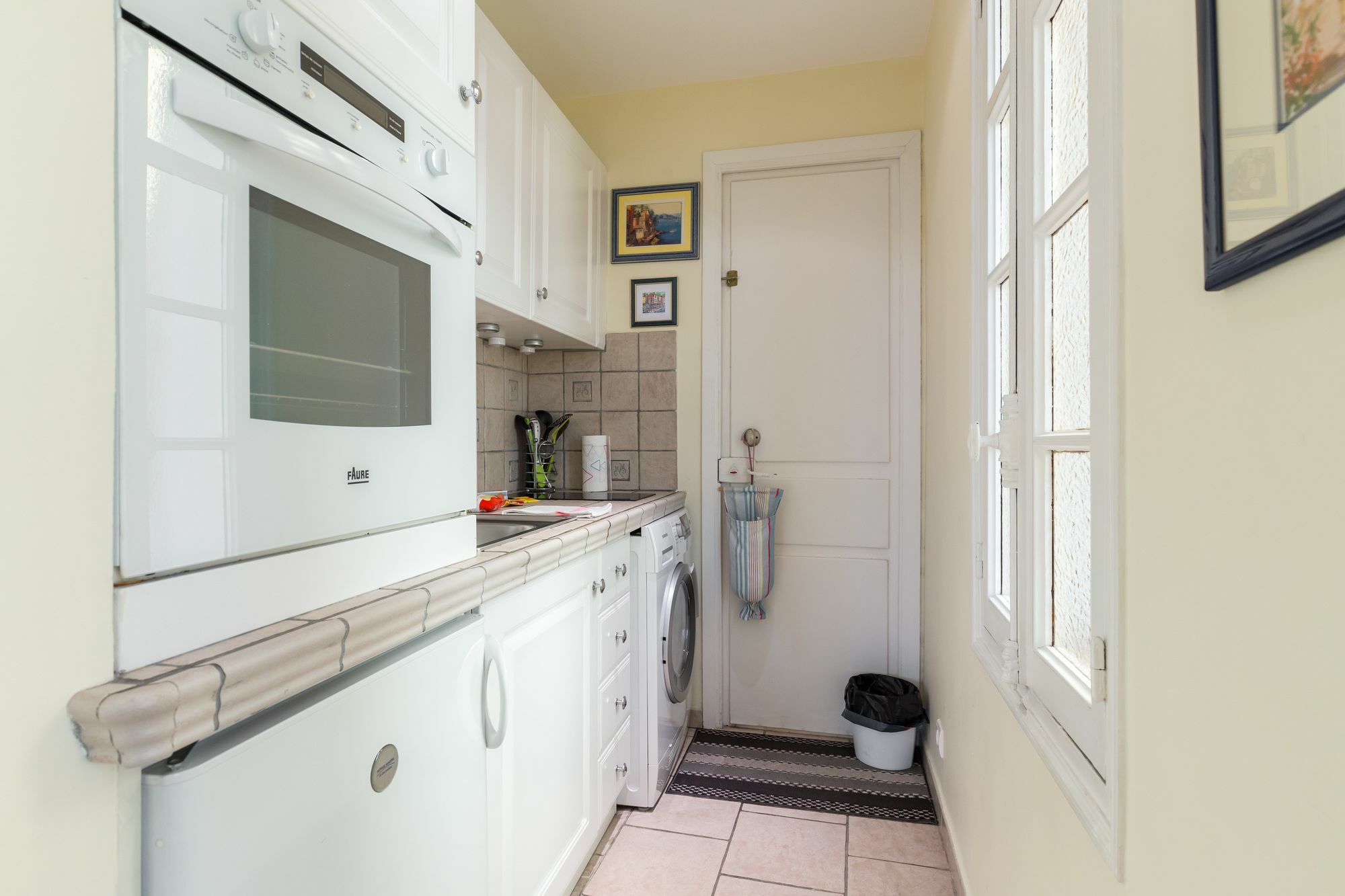 Very Charming Studio Apartment On Port In Cannes A Short Walk To Palais With Aircon And Internet 411 Екстериор снимка