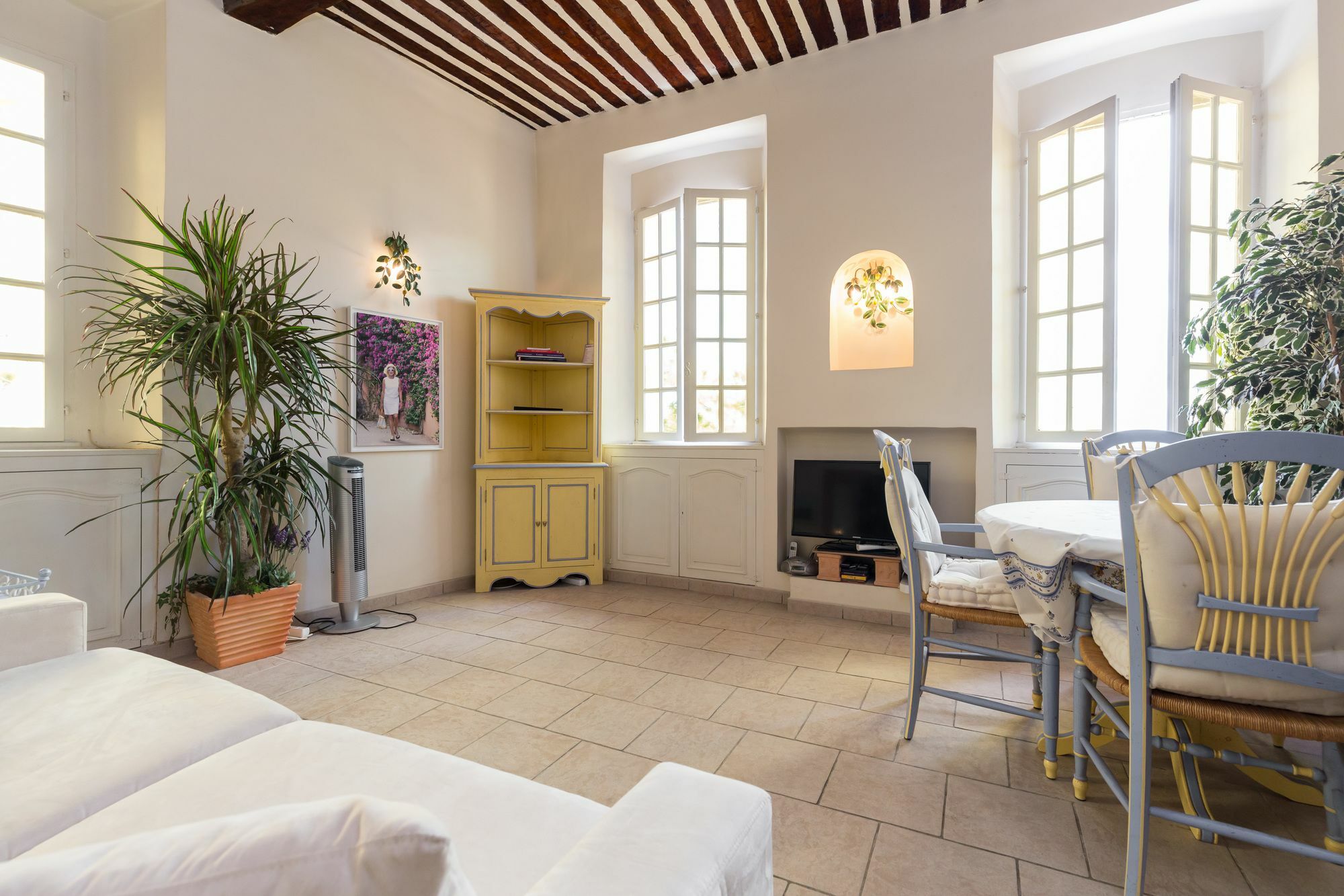 Very Charming Studio Apartment On Port In Cannes A Short Walk To Palais With Aircon And Internet 411 Екстериор снимка