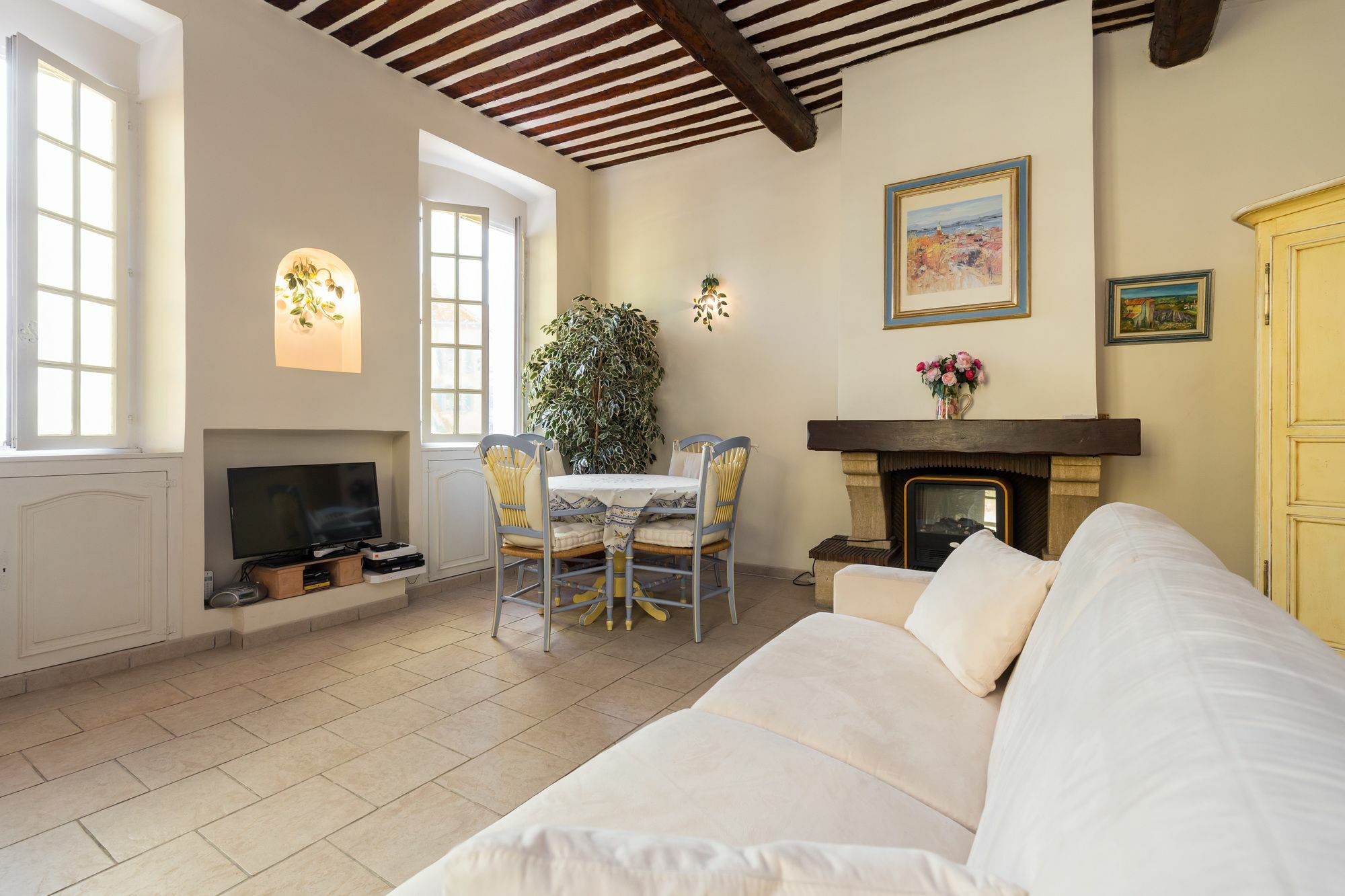Very Charming Studio Apartment On Port In Cannes A Short Walk To Palais With Aircon And Internet 411 Екстериор снимка
